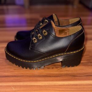 NWT Dr Martens Leona Lo Heeled Platform Shoes - Sz UK 5/US 7 - Black Leather